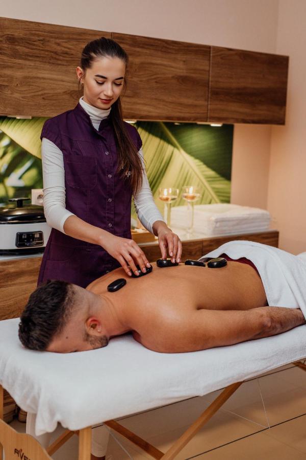 Medical Spa Kwiatowa Otel Łęczyca Dış mekan fotoğraf